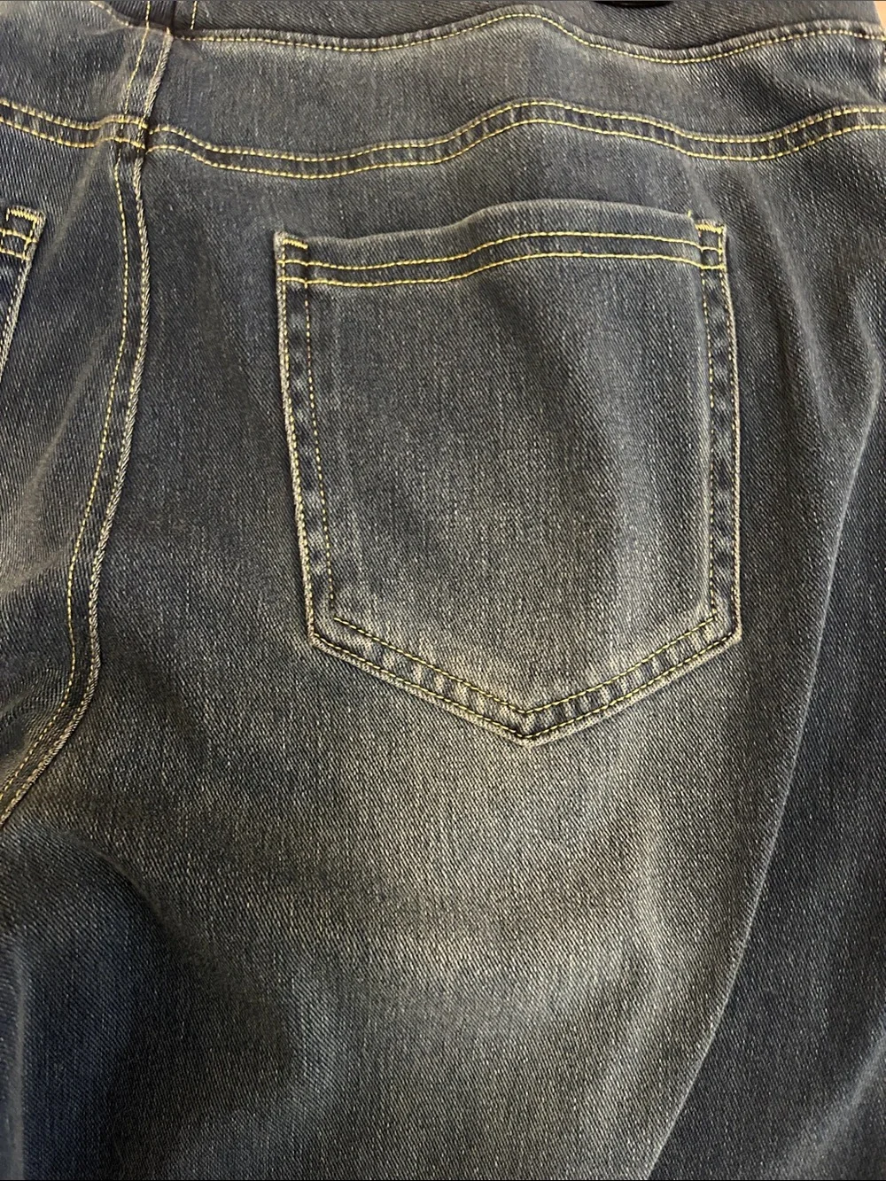 HALARA Wide-Leg Wide Waist Jeans in Dark Blue. Soft & Stretchy Fabric